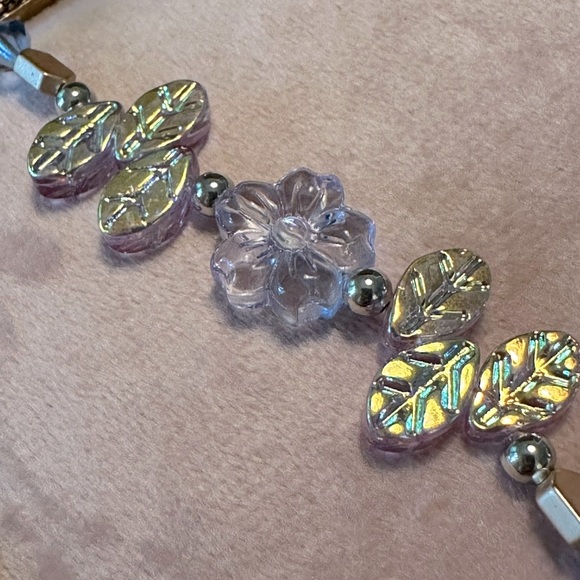 Handmade Earrings & Bracelet Set Floral Design Periwinkle Blue & Purple Flowers - Picture 8 of 11